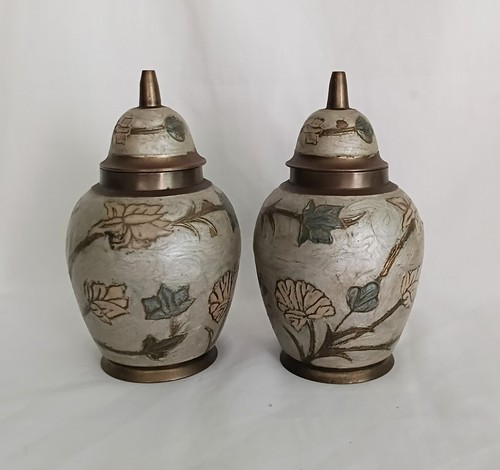 Pair vintage chinese - chinese, style