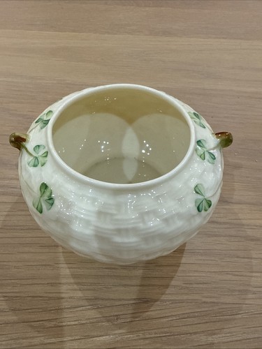 Belleek pottery sugar - sugar, bowl