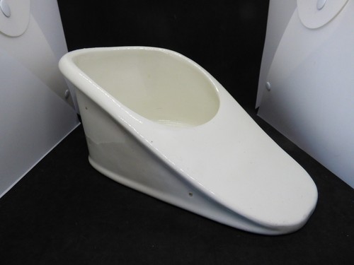 Vintage mailing slipper bed - vintage,