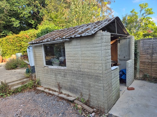 Sectional concrete shed - concrete,