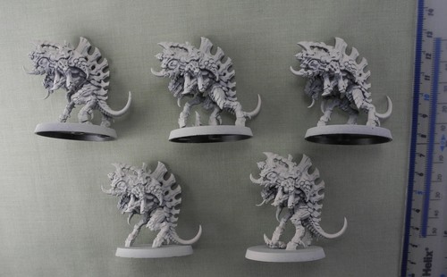 Tyranid barbgaunts plastic - 5,