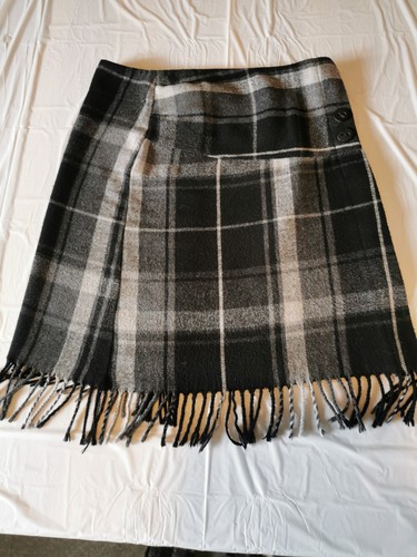 Ladies kilt look skirt size - a,