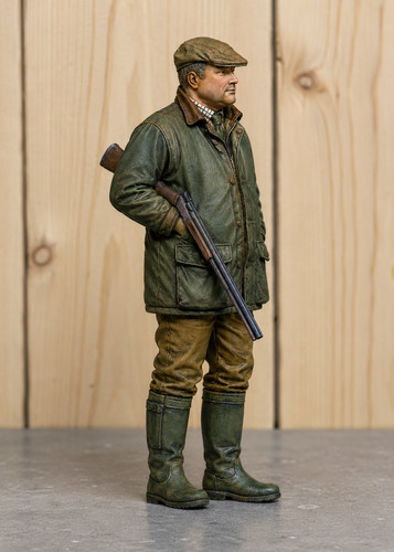 Relaxed male shooter figure - l1,