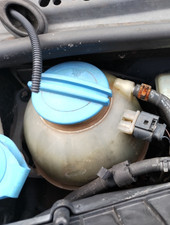 2013 VOLKSWAGEN AMAROK 2.0L DIESEL EXPANSION COOLANT TANK BOTTLE