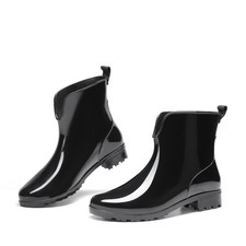 Women Wellington/Ankle Chelsea Boots BLACK PATENT-WATERPROOF-size 6 BNIB