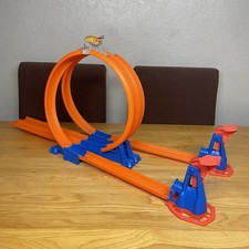 Hot Wheels Track Double Loop