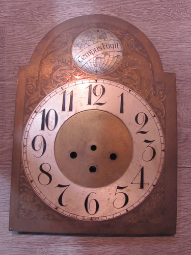 Antique tempus fugit - tempus,