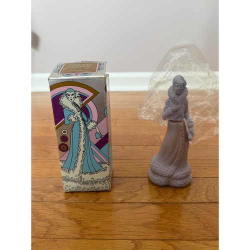 Avon vintage fashion figurine - avon,