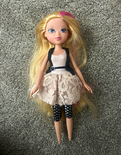 Moxie girlz avery - avery, blonde