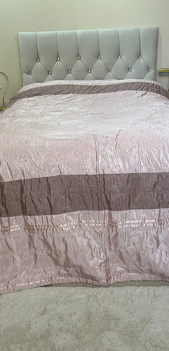 Vintage pink lilac shiny quilt