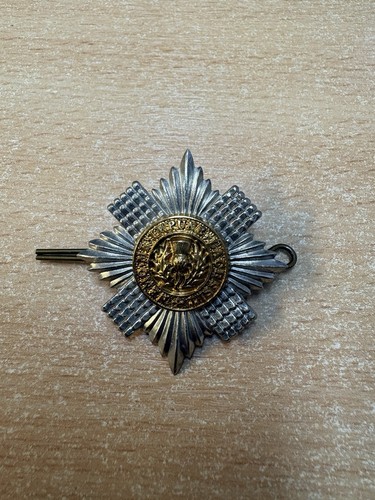 Scots guards cap badge - scots,