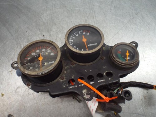 Suzuki gsxr 400 - suzuki, b
