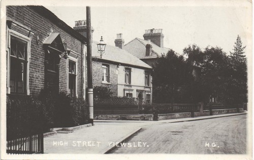 Yiewsley between west drayton - yiewsley,