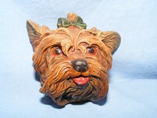 Bossons Yorkshire Terrier Teacup Small Dog Green Ribbon Chalk Wall Hanging