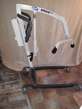 "Invacare Birdie Eco Compact" folding mobile patient hoist