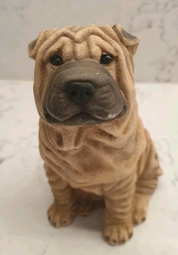Figurine castagna shar pei dog - shar,