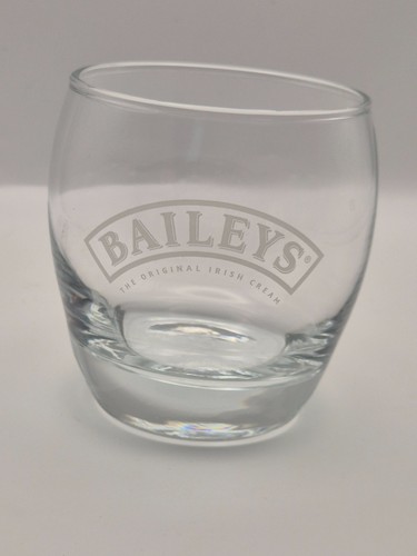 Baileys irish cream round - baileys,