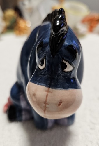 Disney eeyore figurine china - disney,