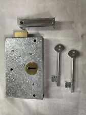 Rim Deadlock Lock with 2 Keys.