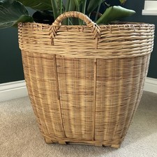 Huge blanket basket; Vintage