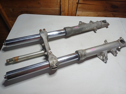 Suzuki gsxr600 srad 1998 forks - suzuki,