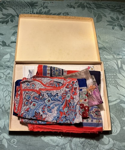 Box mixed vintage - box,