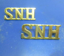 Shoulder title badges : South Nottinghamshire Hussars (SNH)