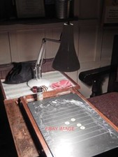 PHOTO  SHOVE HA'PENNY A GAME