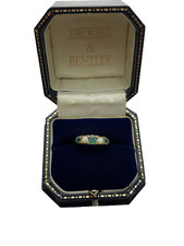 Emerald & Opal Ring 9ct Gold half Eternity Opal & Emerald Vintage Ring - Size P