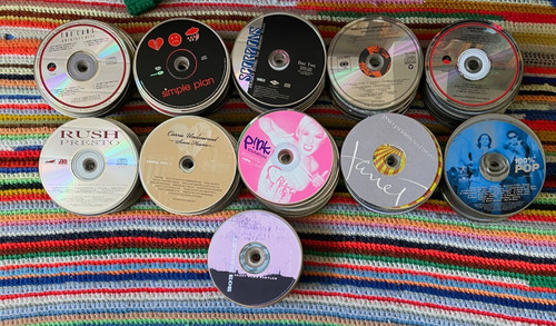 Bulk lot 525 cds - 525+, mixed