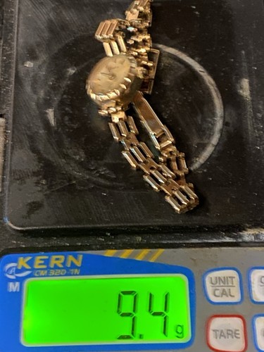 Geneve vintage 9ct gold ladies - geneve,