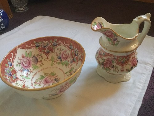 Small vintage hand painted - vintage,