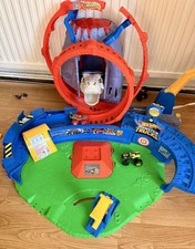 Hot Wheels Monster Trucks Volcano Arena Set Track Set
