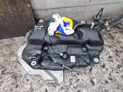 Toyota yaris cross fuel - toyota, tank
