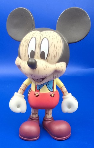 Mickey mouse vinyl stylised - mickey,