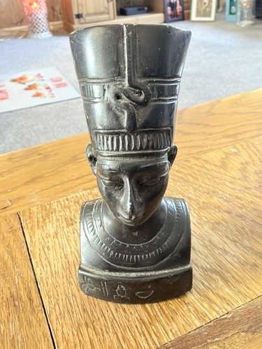 Queen nefertiti head bust - queen,