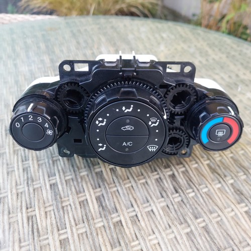 Ford fiesta mk7 - a/c, heater