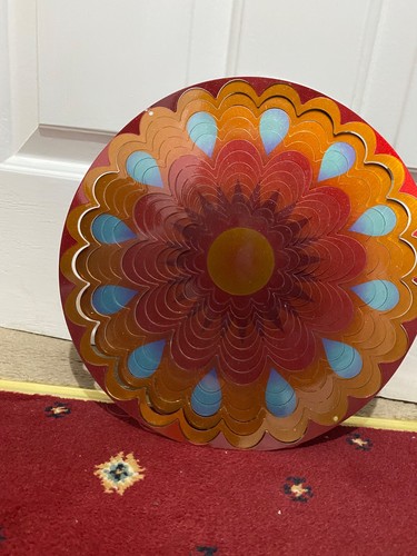 Hanging metal spinner with - hanging,