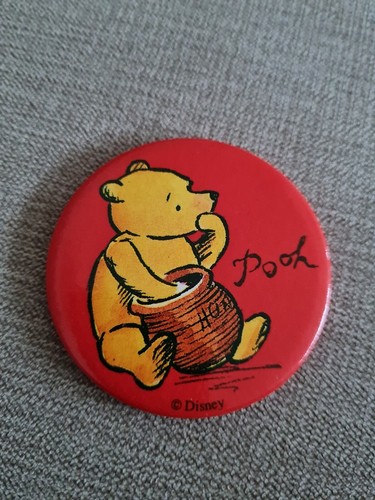 Vintage disney badge winnie - badge,