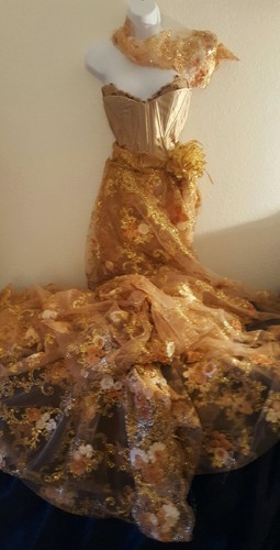 Exotic gold corset embroidered - gold,