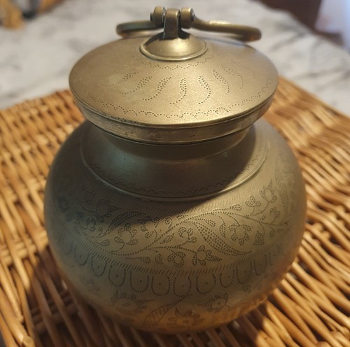 Brass handcrafted kamandal - handcrafted,