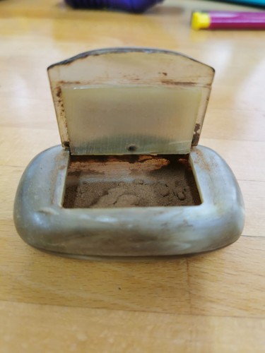 Antique hinged lid - lid, snuff