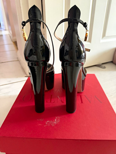 Valentino garavani black - garavani,