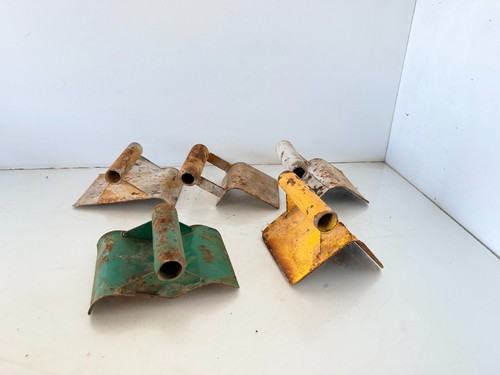 Lot concrete curb trowel - of,