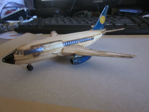 Dinky plane boeing 737 with - plane,