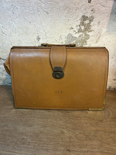 Vintage tan leather doctors - tan,