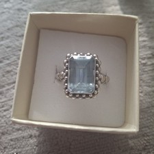 Topaz Suarti Ring