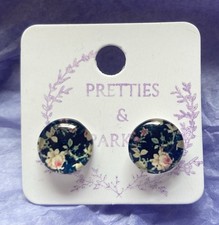 Pretty Vintage Style Dark