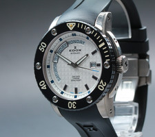 "Exc+5" EDOX Class-1 Day Date