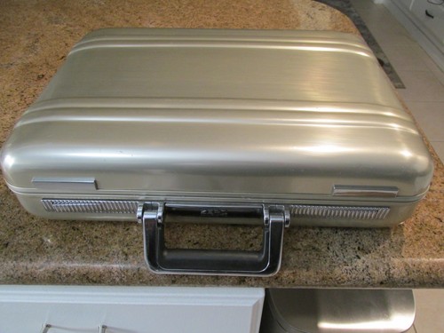 Zero halliburton aluminum hard - aluminum,